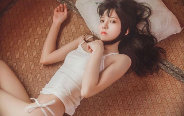亲嘴扒胸摸屁股免费视频_韩国在线观看