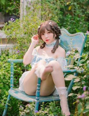 美女被振动器振到高潮喷水_BD电影全集观看